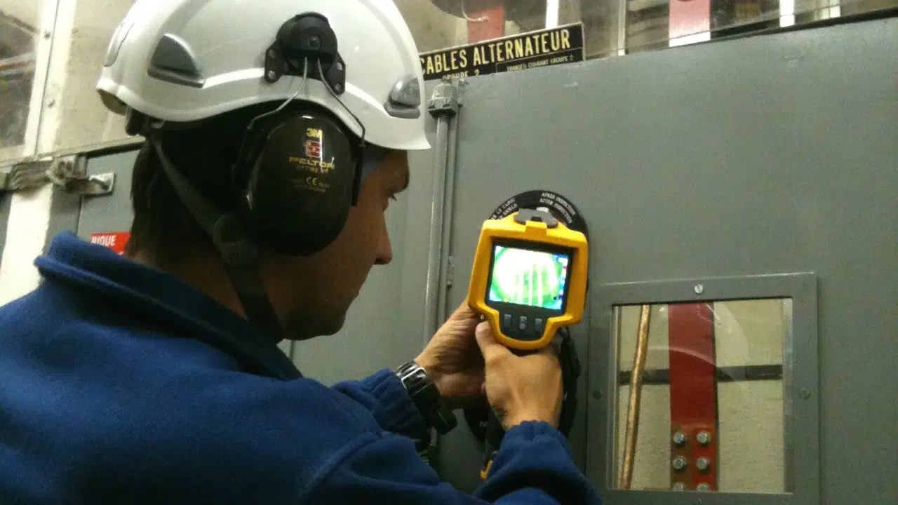 Infrared inspection to predict fire risks